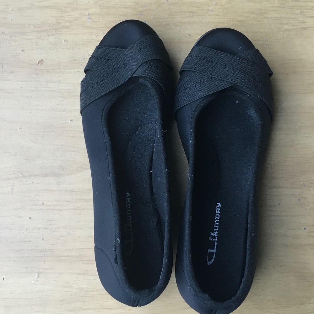 Offers welcome comfy black flats